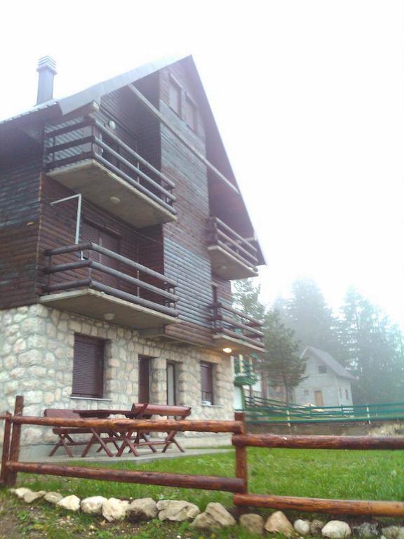 Apartments Sara Zabljak  Luaran gambar